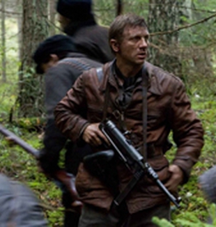 L'attore Daniel Craig in una scena del film.