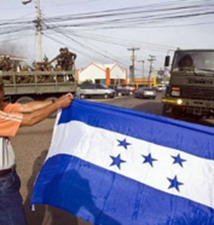Proteste dopo il golpe in Honduras.