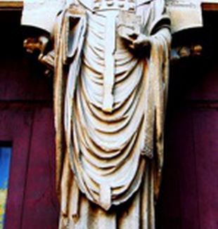 Callisto I in una scultura <br>della cattedrale di Reims. 