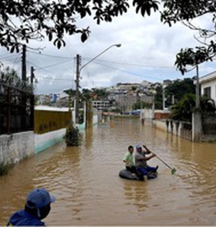 L'alluvione che ha colpito il Brasile il 12 gennaio.