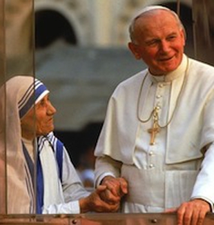 Papa Giovanni Paolo II con Madre Teresa. 