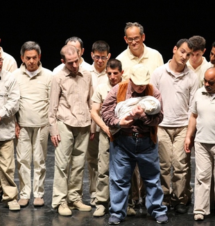 La Compagnia teatrale Ge.Na., di Sassari, vincitrice della rassegna di teatro e danza per compagnie emergenti.