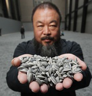 Ai Weiwei e l'installazione <em>Sunflowers Seeds</em>