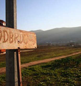 Il Podbrdo è la collina brulla e sassosa indicata come <br>luogo delle prime apparizioni, nella frazione di Bijakovici.