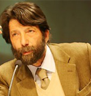 Massimo Cacciari.