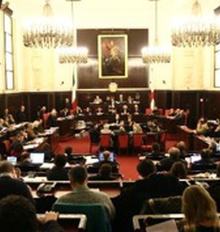 La sala del consiglio del Comune di Milano.