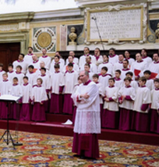 Il coro della Cappella Musicale Pontificia.