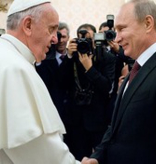 L'incontro tra Putin e papa Francesco.