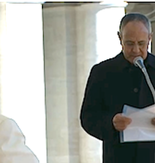Julián Carrón durante il saluto al Papa.