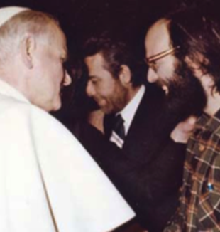 Andrea Aziani con Giovanni Paolo II.