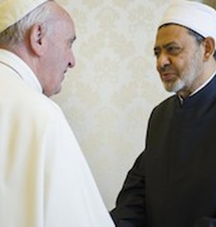 Papa Francesco e il Grand Imam di al-Azhar.