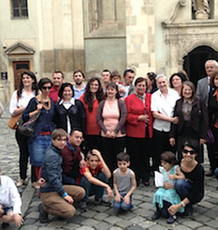 Il gruppo di "Famiglie per l'accoglienza" in Romania.
