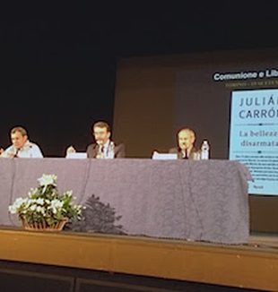 Mario Calabresi, Marco Bardazzi e Julián Carrón a Torino per la presentazione de "La bellezza disarmata" 