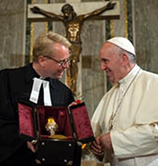 Il Papa e il pastore Jens-Martin Kruse.