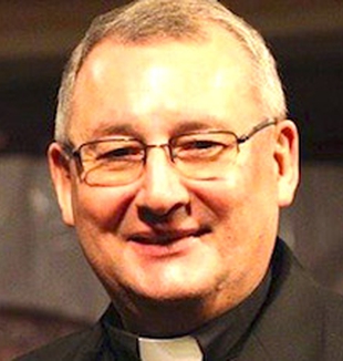 Padre José Alberto Álvarez.