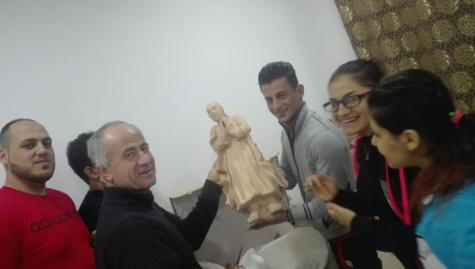 L'arrivo delle statuine della Sacra Famiglia a Erbil
