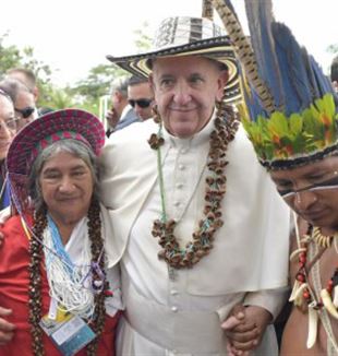 Il Papa con gli indigeni a Villavicencio