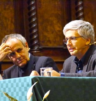 Julián Carrón e Andrea Tornielli hanno presentato "Dov'è Dio?" (Piemme) a Chioggia.