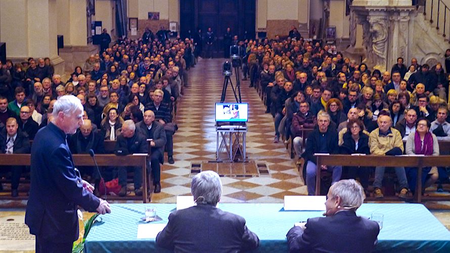 Comune di Dolianova - Divieto di rilascio volontario di lanterne cinesi,  palloncini, anche se biodegradabili, nastri colorati, coriandoli di  plastica o di altri dispositivi aerostatici idonei a disperdersi senza  controllo nell'ambiente.