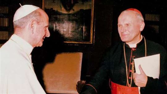 Paolo VI con l'allora cardinale Karol Wojtyla