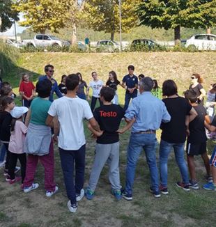 I giochi della comunità di Prato in gita alla Badia di Vaiano.