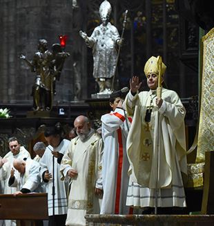 Monsignor Mario Delpini alla messa per l'anniversario di don Giussani. Duomo di Milano, 11 febbraio 2019