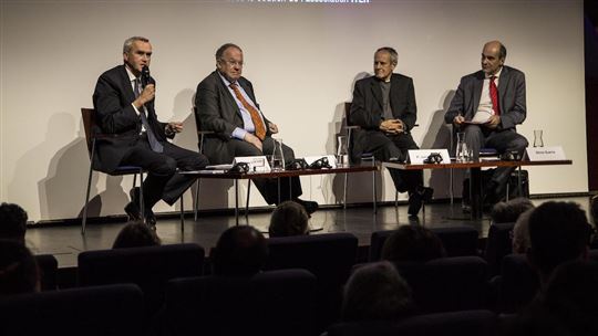 Da sinistra, Frédéric Van Heems, Olivier Roy, Julián Carrón e Silvio Guerra