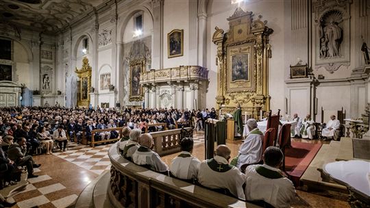 La messa per il decimo anniversario celebrata da don Julián Carrón (foto: Roberto Masi)