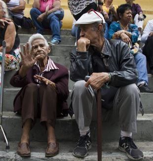 Anziani in Venezuela (foto Luis Miguel Cáceres)