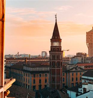Una veduta di Milano (Foto Matteo Raimondi/Unsplash)