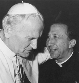 Don Giussani con Giovanni Paolo II (©Fraternità di CL)