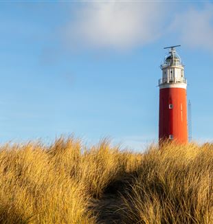 Il faro sull'isola di Texel, Paesi Bassi (©Unsplash/Marieke Koenders)