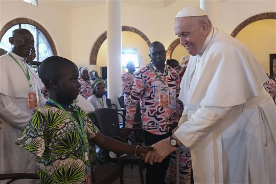 L'incontro con le vittime delle violenze alla Nunziatura Apostolica di Kinshasa, Congo (Foto Vatican Media/Catholic Press Photo)