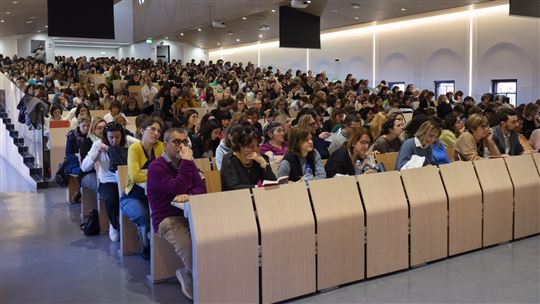 Gli insegnanti al Convegno dell'associazione ''Il rischio educativo'' (Milano, Università Cattolica, 25 marzo)