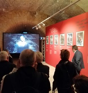 La mostra su Dante a Verona (foto Associazione Rivela)