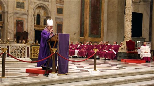 La messa a Roma con il cardinale Angelo De Donatis