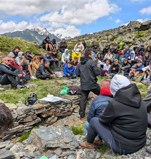 La Messa celebrata da don Christian a Colle delle Croci