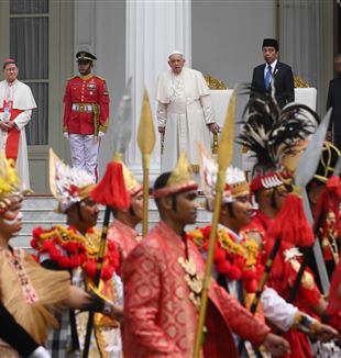 Papa Francesco in Indonesia (Foto Ansa/Alessandro Di Meo)