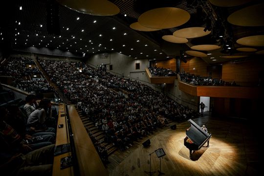 Il concerto per la pace al Teatro Dal Verme (Foto Giovanni Dinatolo)